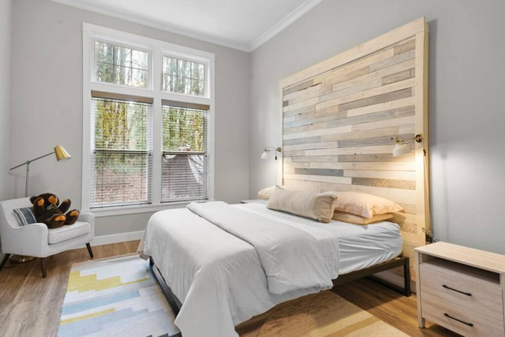 Modern Retreat In Mt Hood Oregon Resort Welches Екстериор снимка