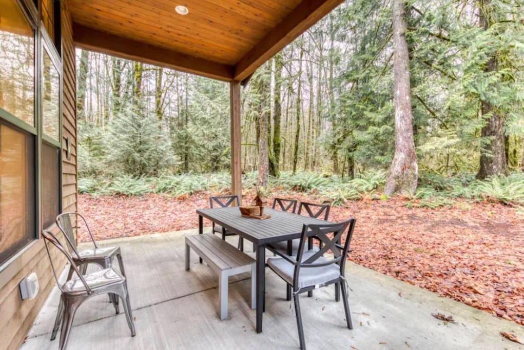 Modern Retreat In Mt Hood Oregon Resort Welches Екстериор снимка