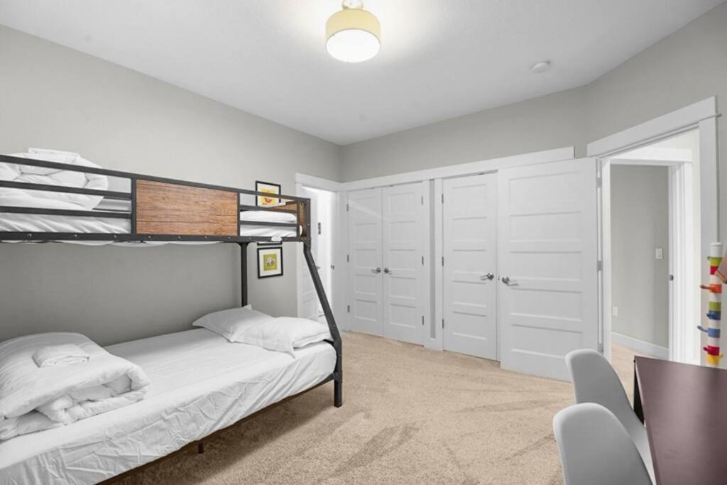 Modern Retreat In Mt Hood Oregon Resort Welches Екстериор снимка
